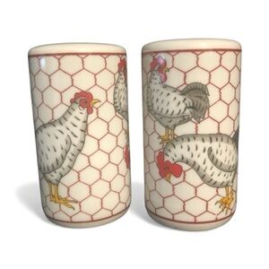 Vintage Chickens Salt Pepper Shakers - White Red Black Gray - Made in Japan